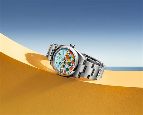 la ghiera del rolex in che senso gira|OYSTER PERPETUAL SKY.